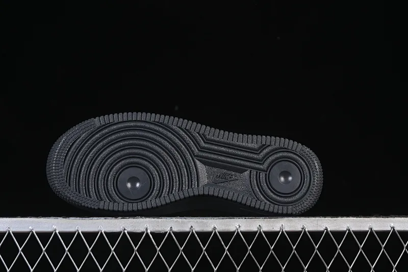 All categories Nk Air Force 1 Air Force series Nk Air Force 1 Low Air Force low-top Nike Air Force 1'07 Low Kobe Air Force 1 low-top casual sneakers IB0018-004